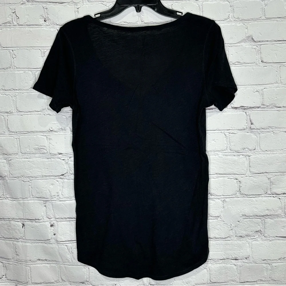 Lucky Brand Triumph motorcycles bulldog logo short sleeve top - Picture 4 of 7